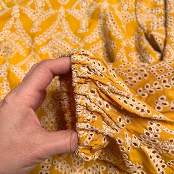 DRESS THE POPULATION Marigold Eyelet yellow DRESS open back - Picture 7 of 12
